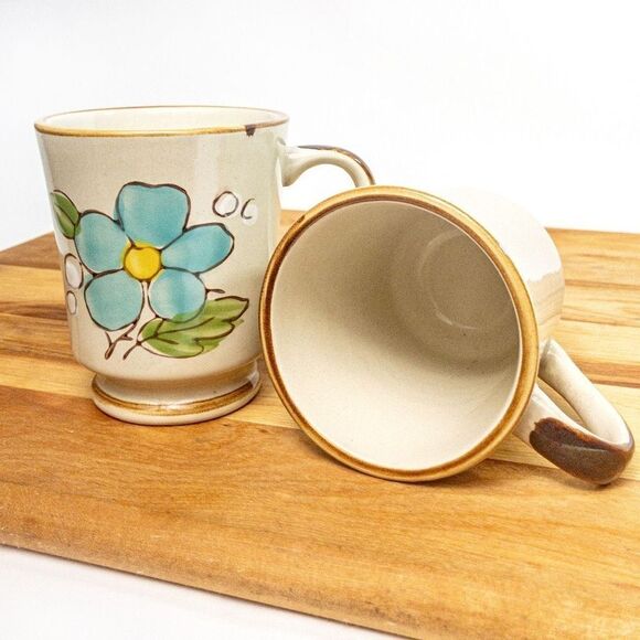 Pair Vintage Sunnycraft Sunny Collection Floral Stoneware Pedestal Coffee Mugs - Picture 5 of 8